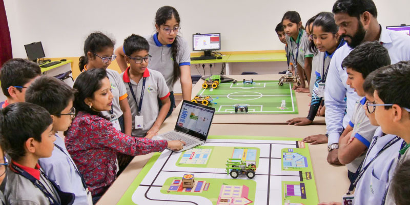 STEAM-Education-with-AI-and-Robotics Mandatory Setup of Composite Skill Labs in CBSE Schools: A New Era in Education